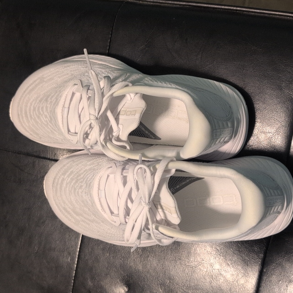 Topo White Tennis Shoes - Picture 3 of 5